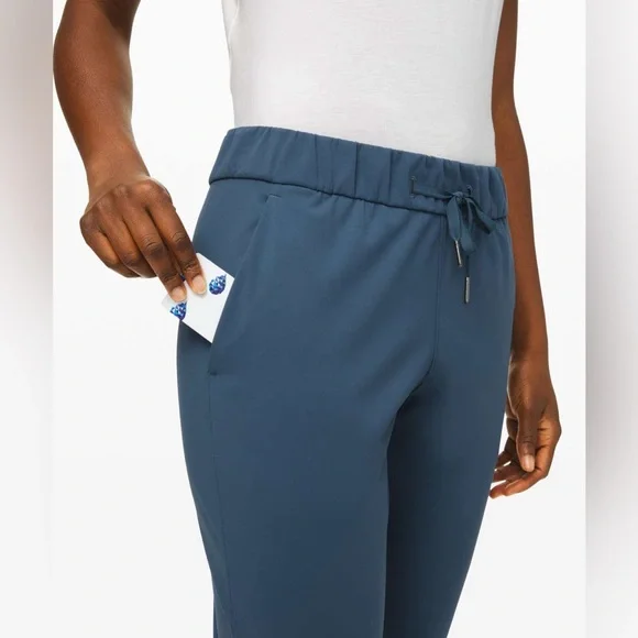 Lululemon On the Fly 7/8 Pant Code Blue Size 2 - Picture 4 of 11